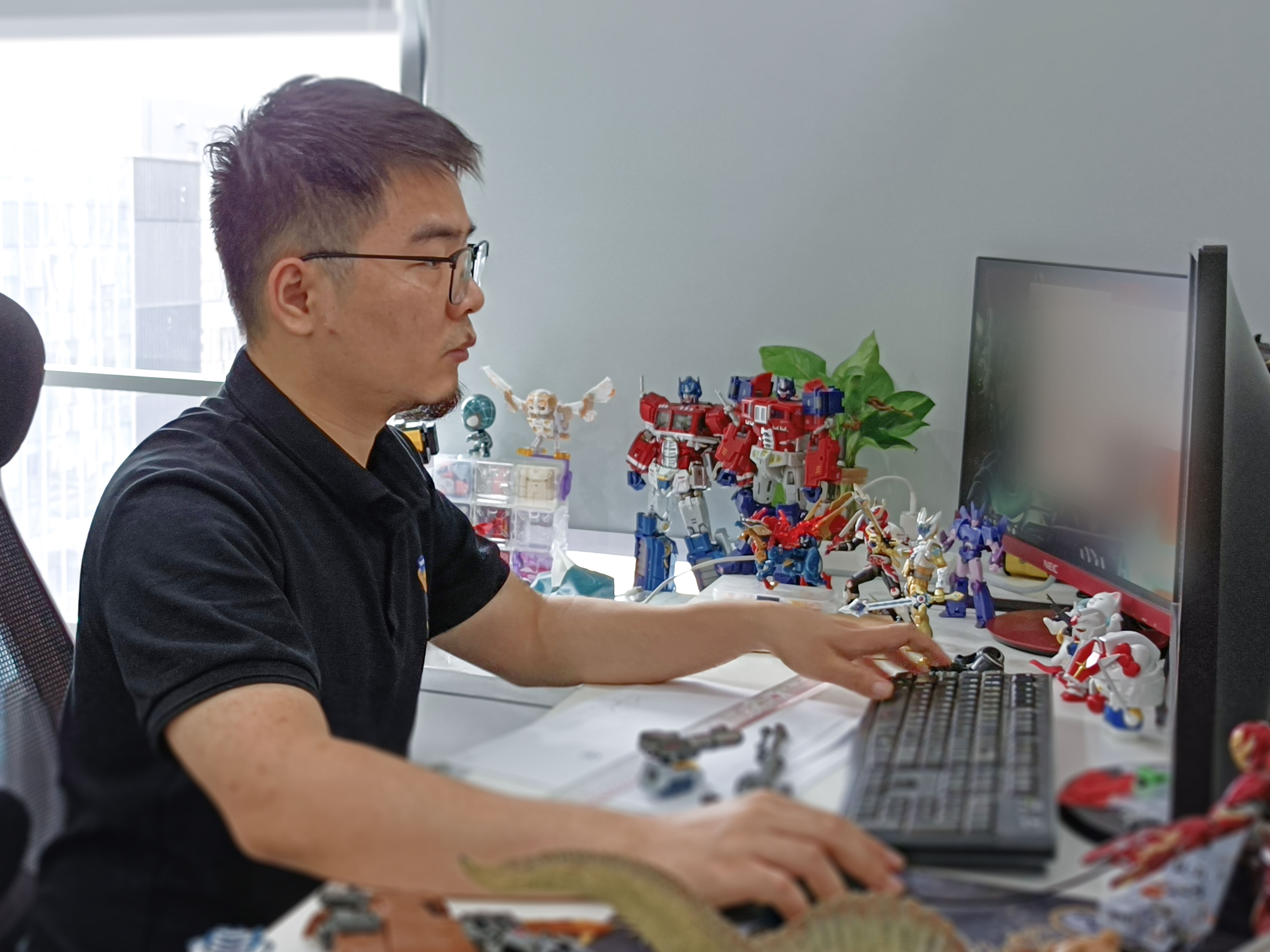 極藝設(shè)計(jì)部工作環(huán)境